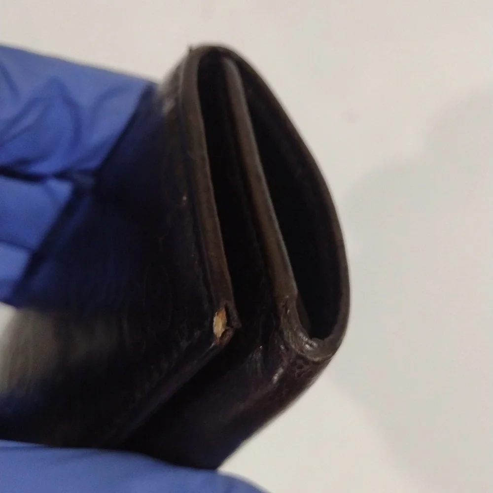 Gucci Women's Guccissima Leather Brown & Gold 6 Keys Case Holder - Accessory - Picture 10 of 13